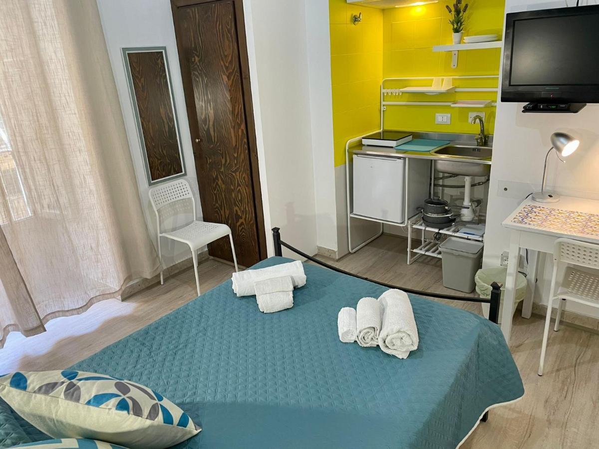 Maqueda Rooms Palermo Zewnętrze zdjęcie
